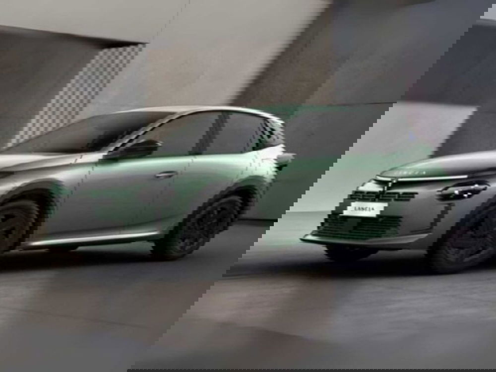 Lancia Ypsilon nuova a Sondrio