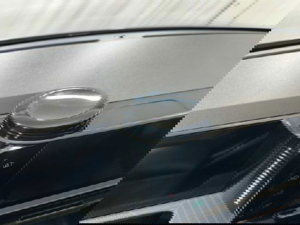 Lancia Ypsilon nuova a Sondrio (13)