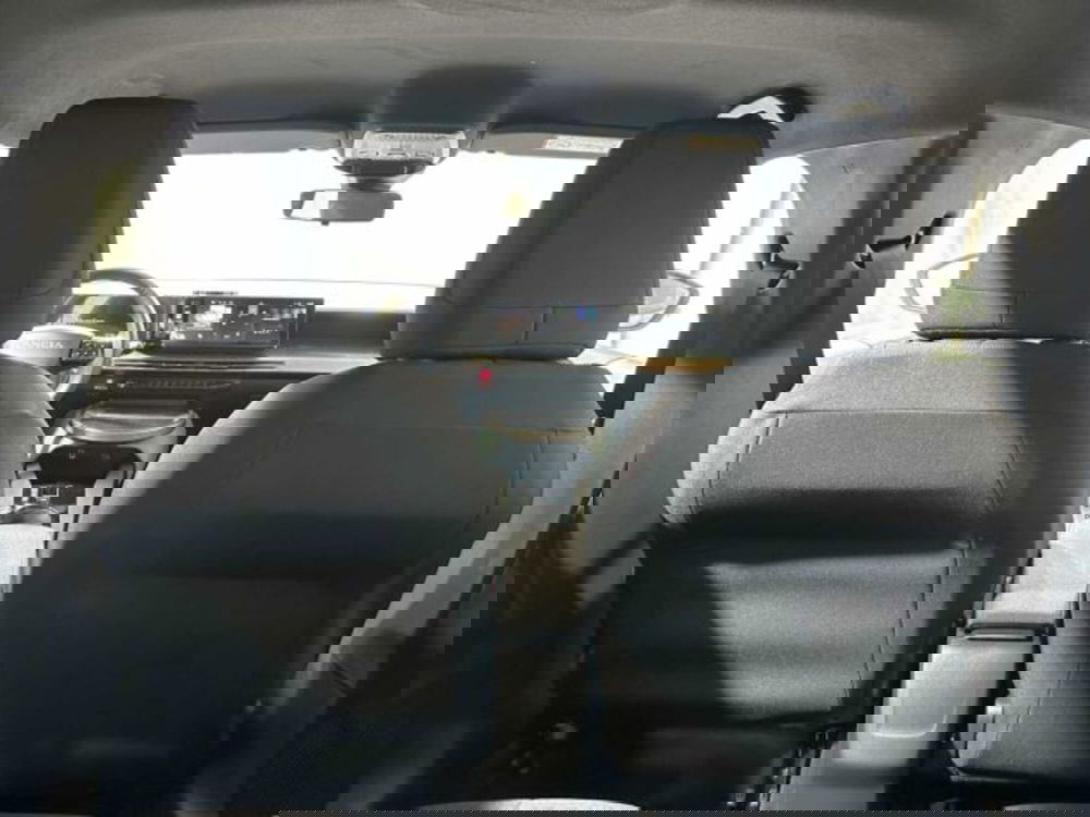 Lancia Ypsilon nuova a Sondrio (16)