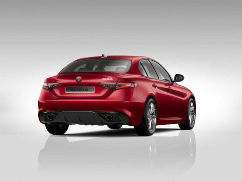 Alfa Romeo Giulia nuova a Sondrio (2)