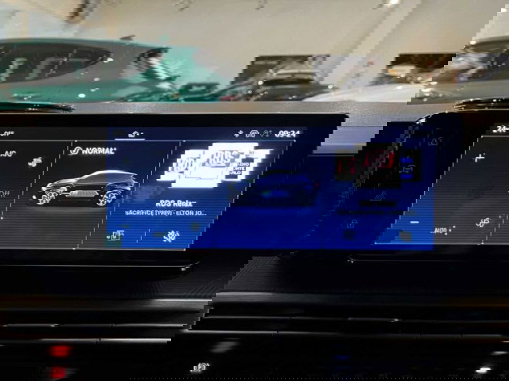 Lancia Ypsilon nuova a Sondrio (17)