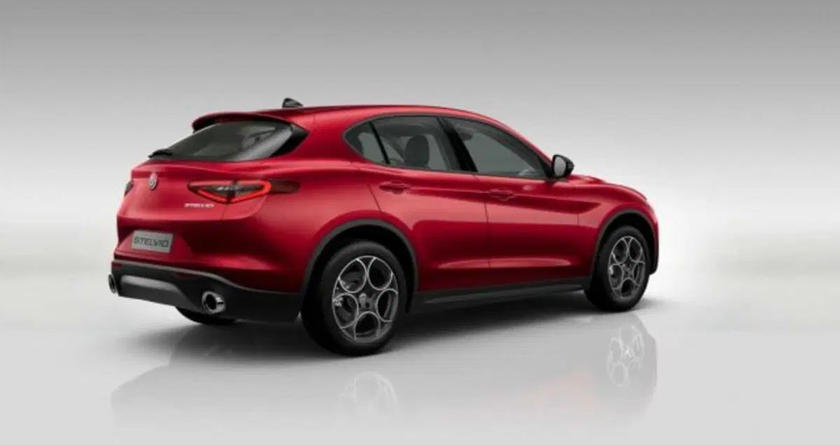 Alfa Romeo Stelvio nuova a Sondrio (3)