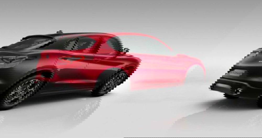 Alfa Romeo Stelvio nuova a Sondrio (3)