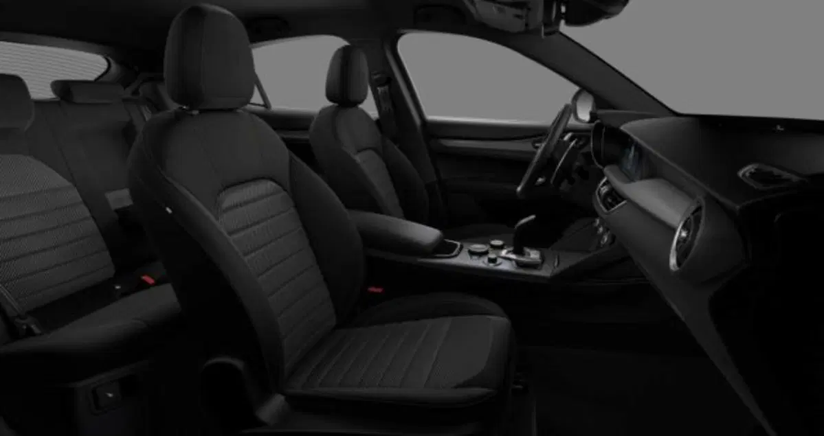 Alfa Romeo Stelvio nuova a Sondrio (6)