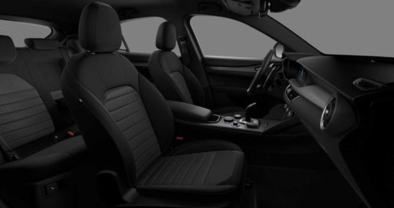Alfa Romeo Stelvio nuova a Sondrio (6)