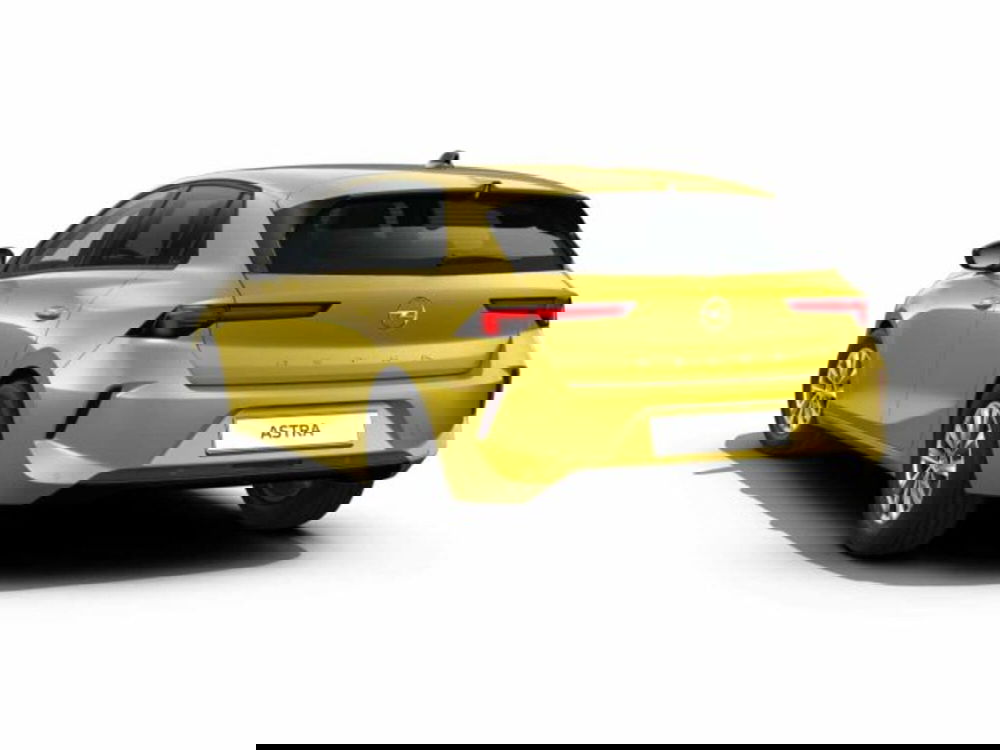 Opel Astra nuova a Sondrio (3)