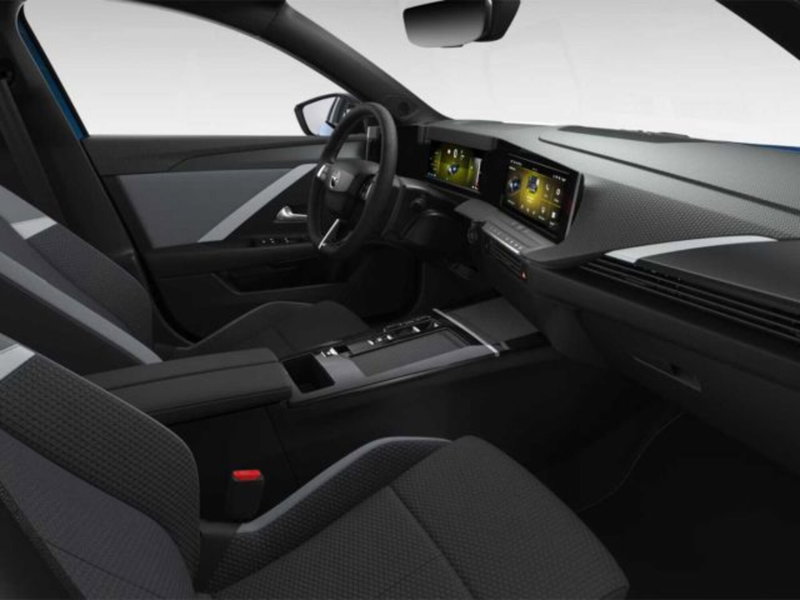 Opel Astra nuova a Sondrio (7)