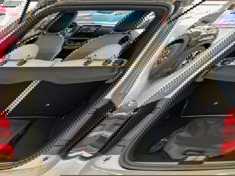 Fiat 500e nuova a Sondrio (14)