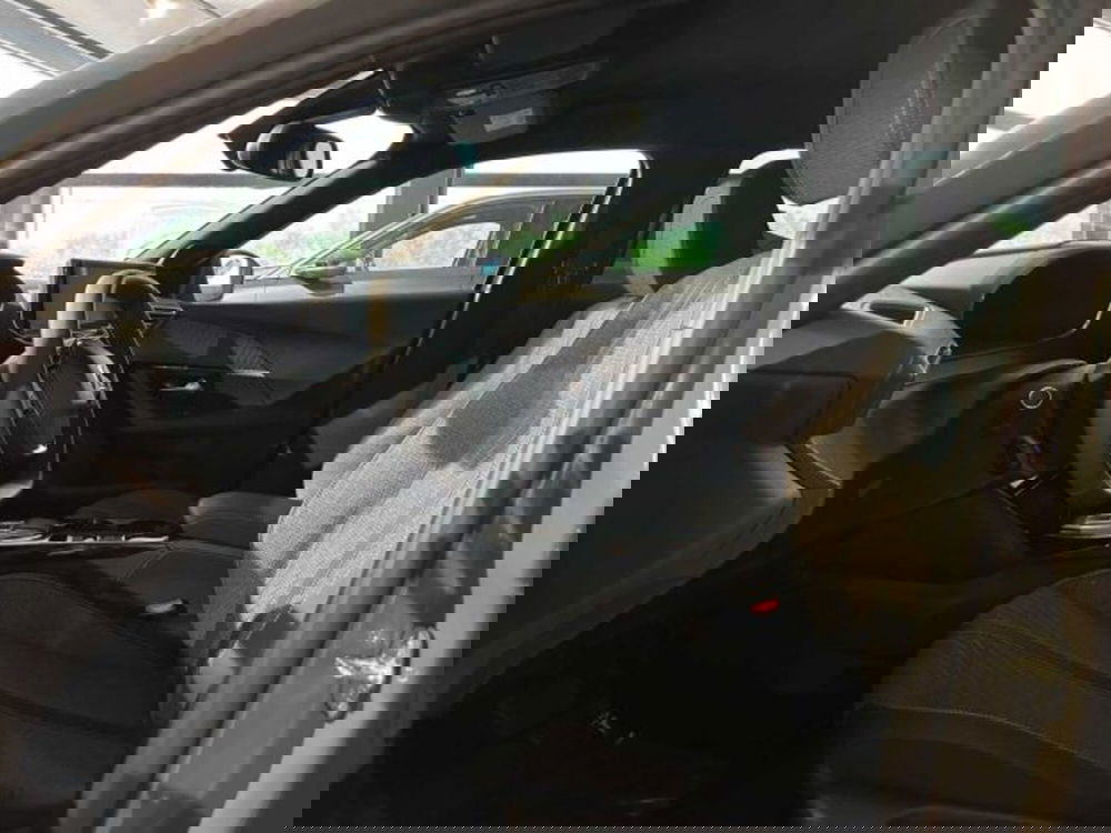 Peugeot 2008 nuova a Sondrio (10)