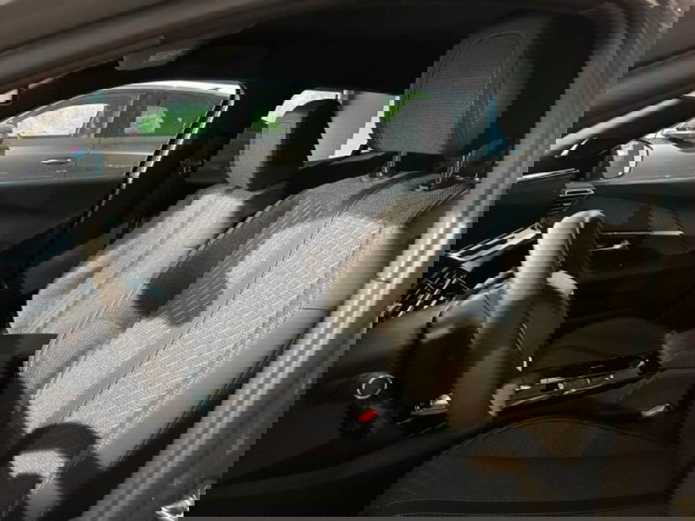 Peugeot 2008 nuova a Sondrio (16)