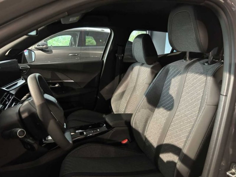 Peugeot 2008 nuova a Sondrio (16)