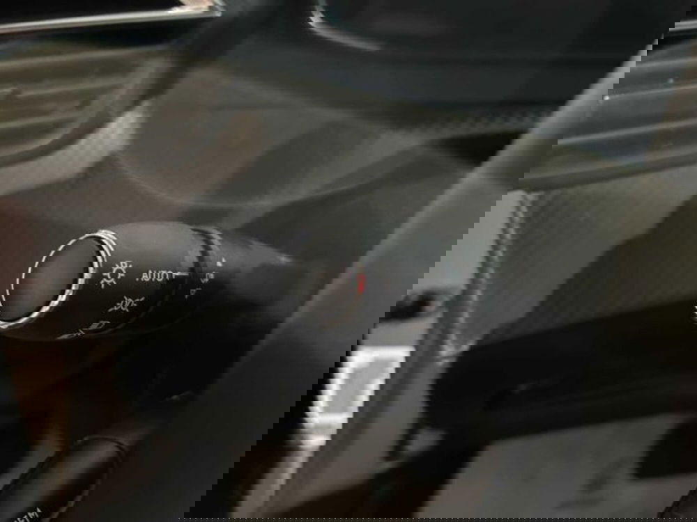 Peugeot 2008 nuova a Sondrio (19)