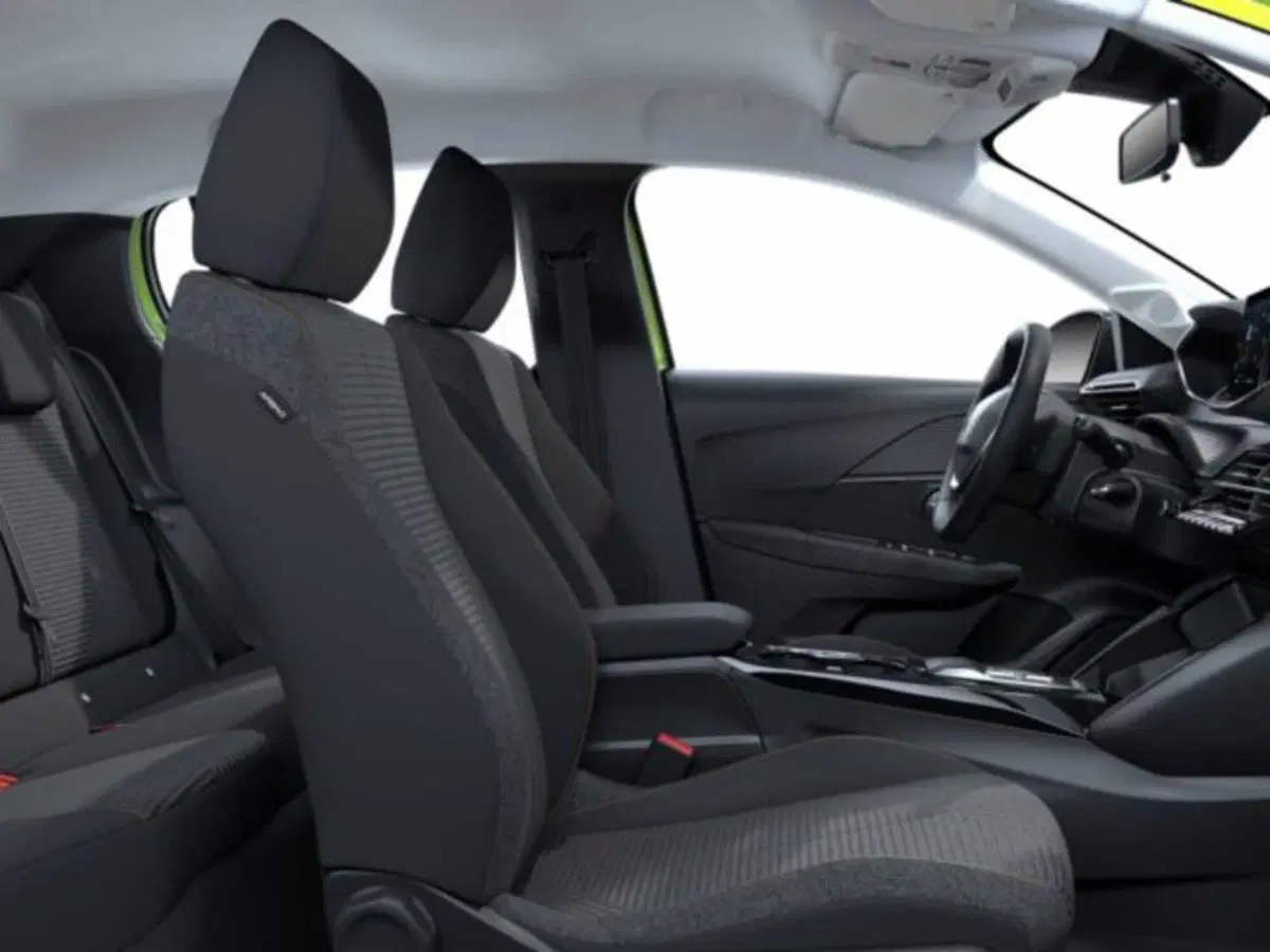 Peugeot 208 nuova a Sondrio (10)