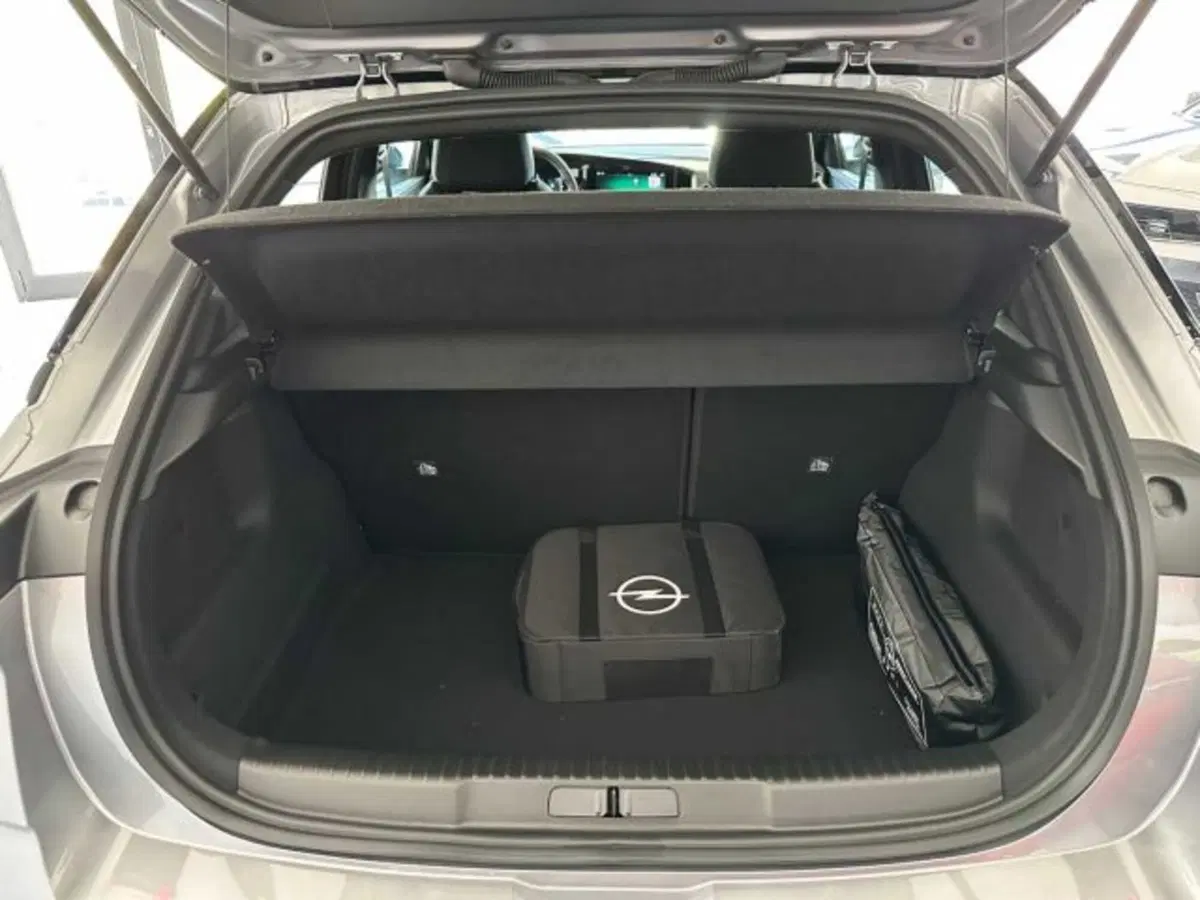 Opel Mokka-e nuova a Sondrio (5)