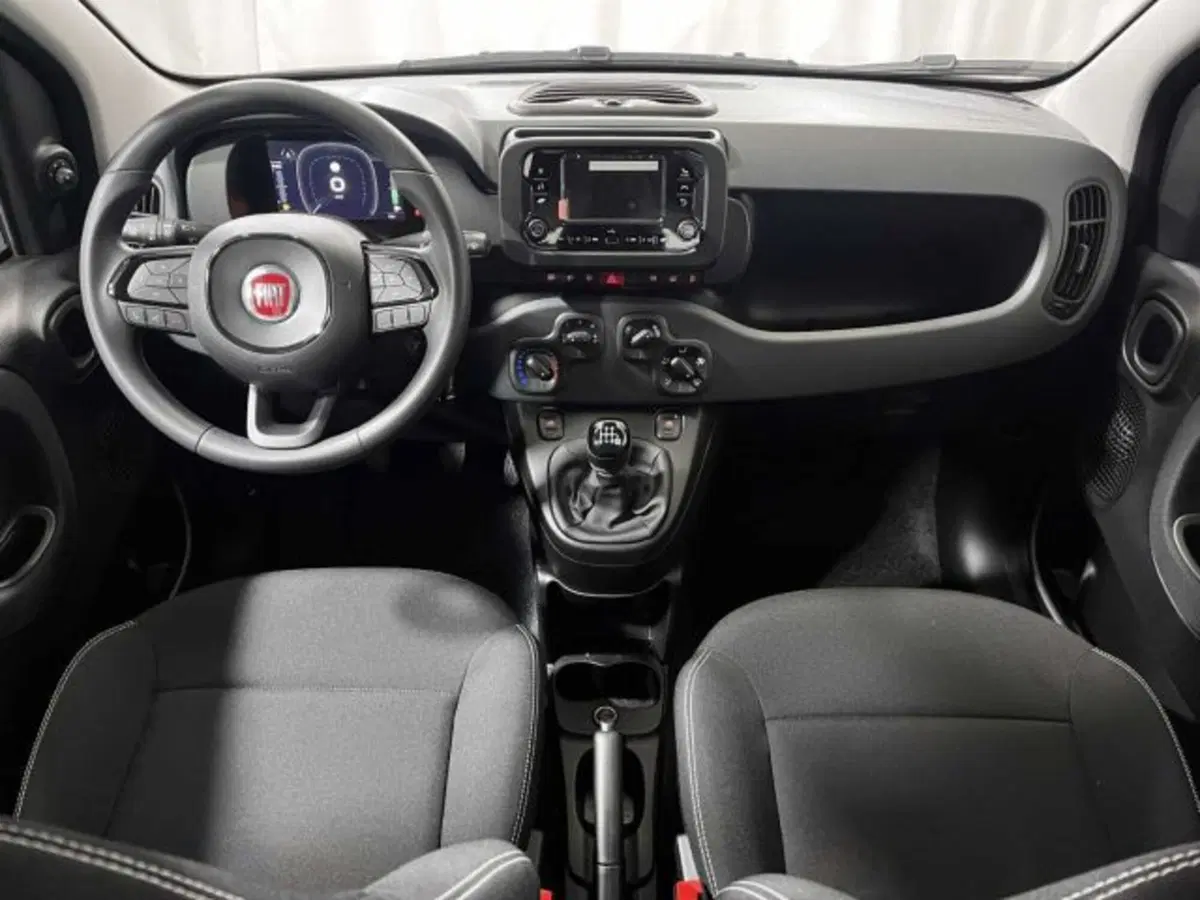Fiat Panda nuova a Sondrio (12)
