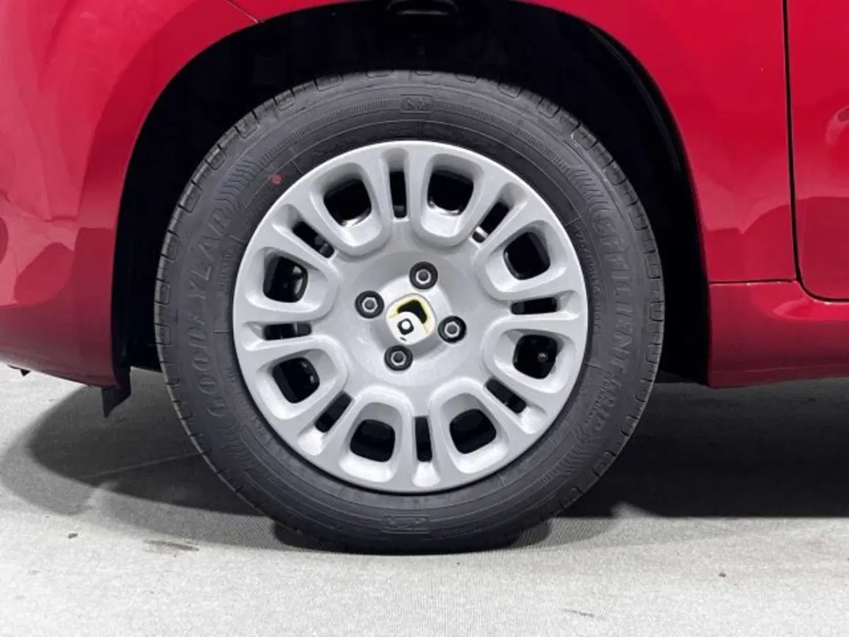 Fiat Panda nuova a Sondrio (9)