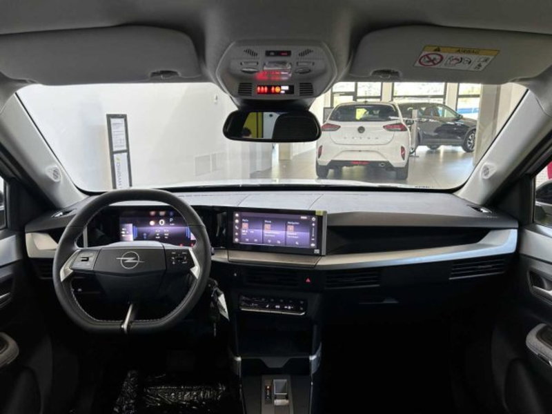 Opel Frontera nuova a Sondrio (11)
