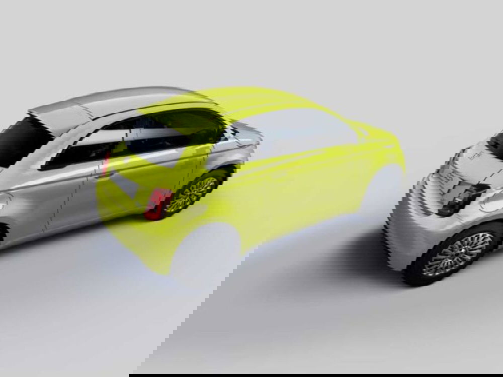 Fiat 500e nuova a Sondrio (2)