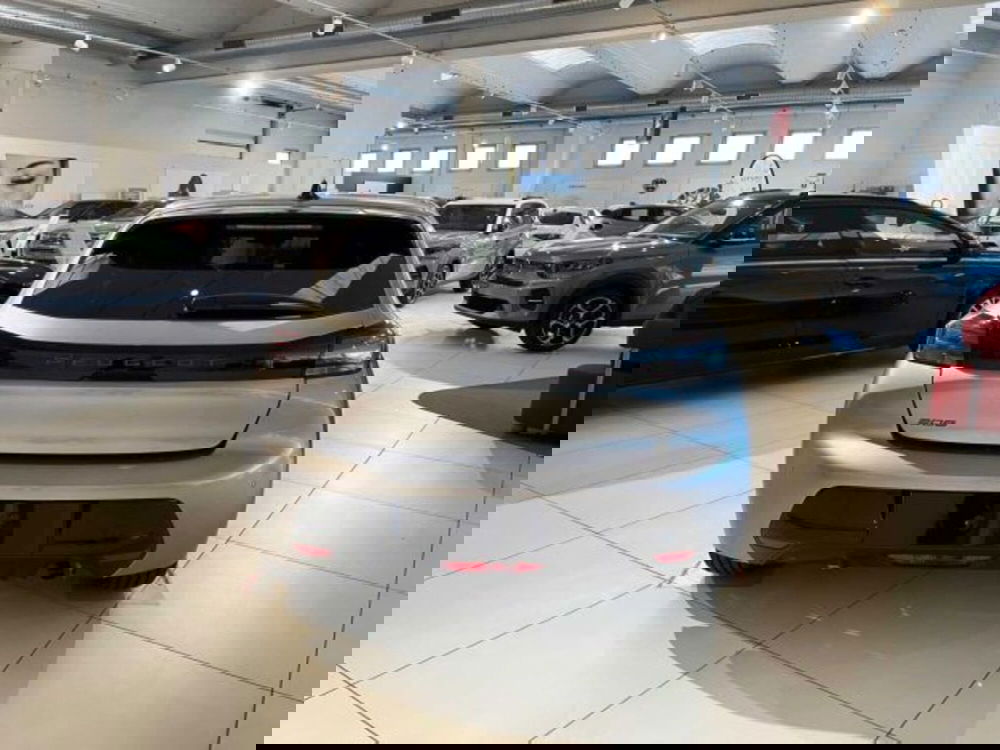 Peugeot 208 nuova a Sondrio (4)