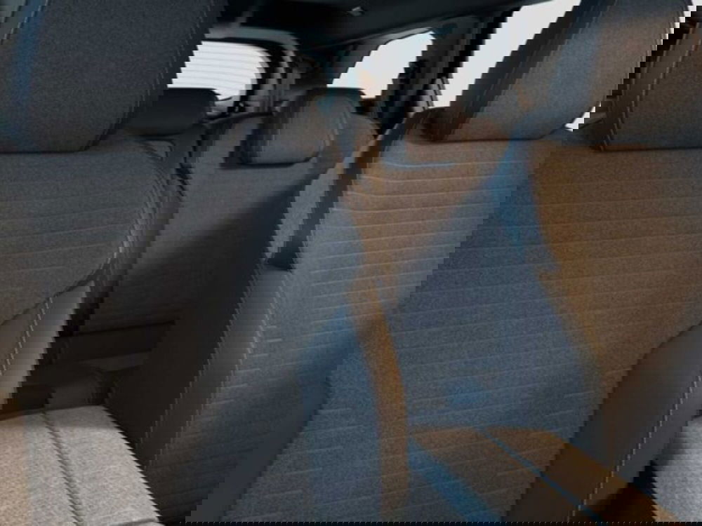 Peugeot 5008 nuova a Sondrio (9)