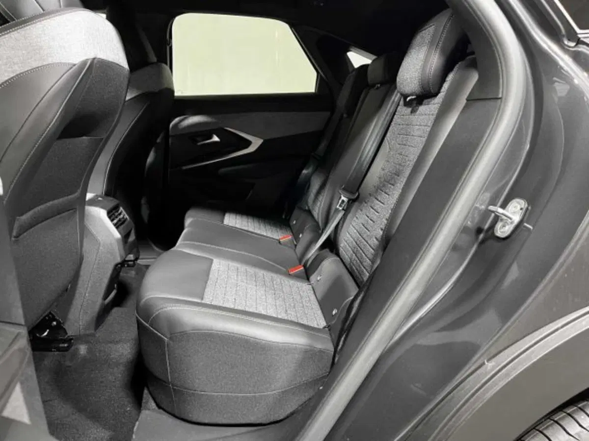 Peugeot 3008 nuova a Sondrio (10)