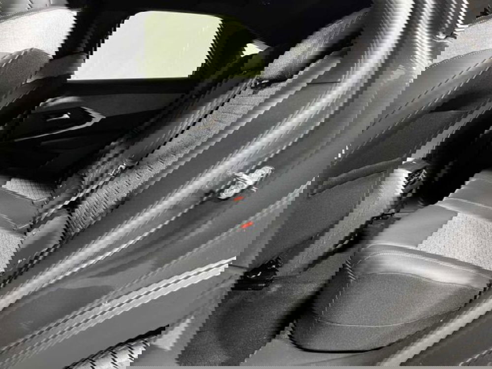 Peugeot 3008 nuova a Sondrio (11)