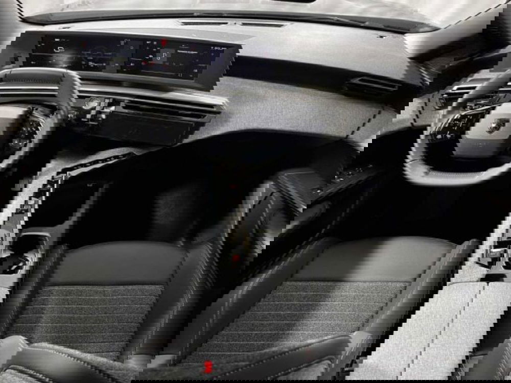 Peugeot 3008 nuova a Sondrio (12)