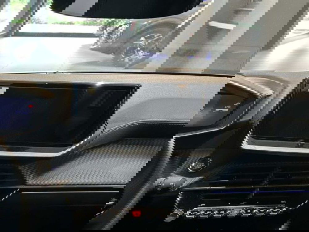 Peugeot 208 nuova a Sondrio (16)