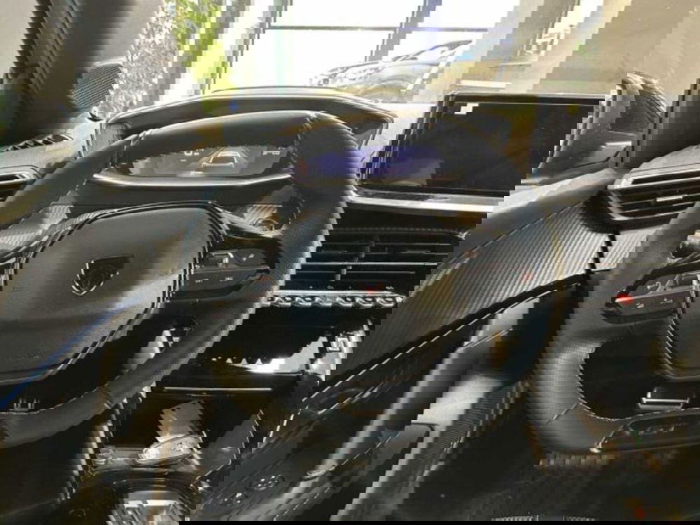 Peugeot 208 nuova a Sondrio (18)