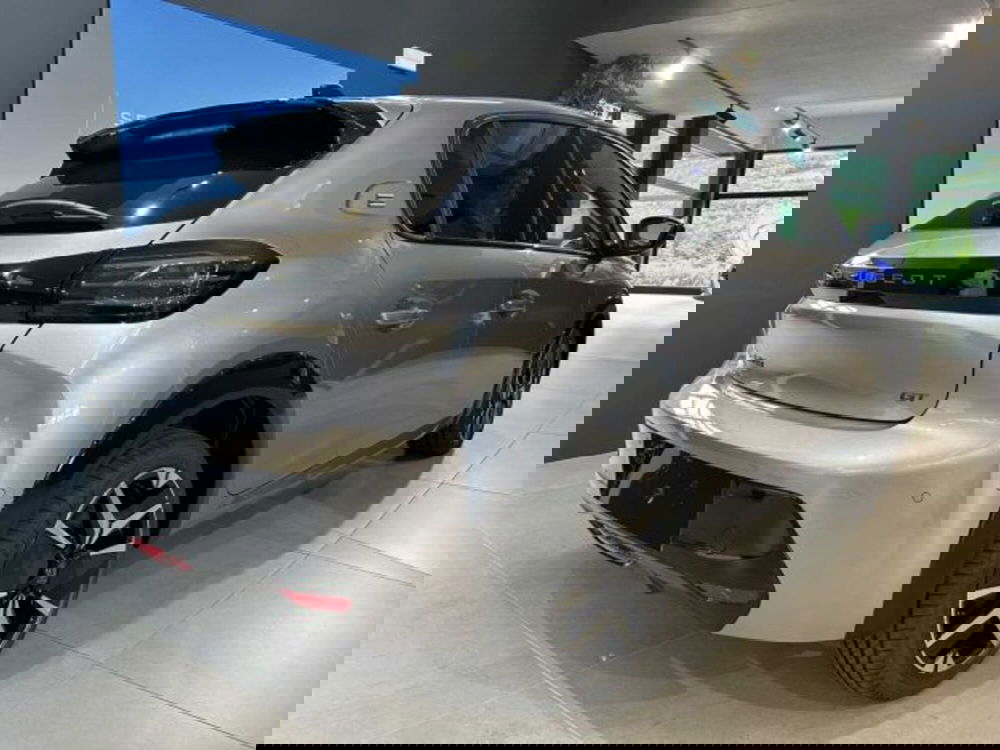 Peugeot 208 nuova a Sondrio (6)