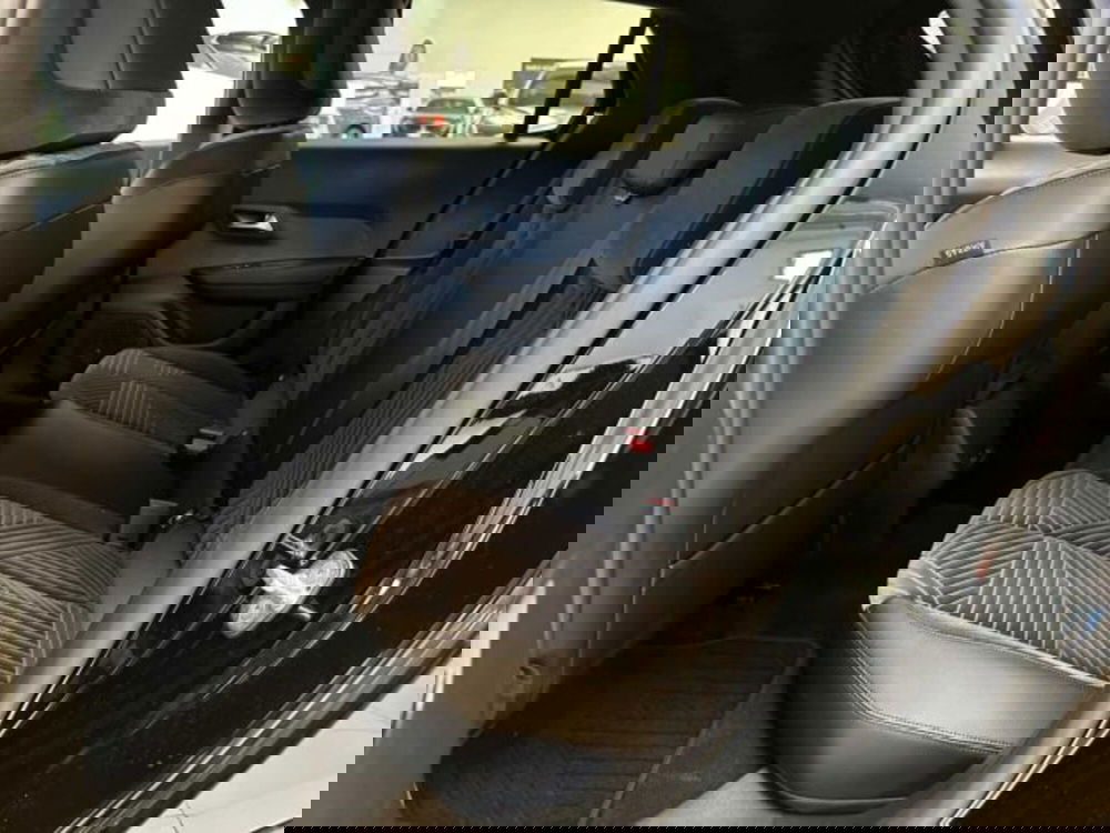 Lancia Ypsilon nuova a Sondrio (11)