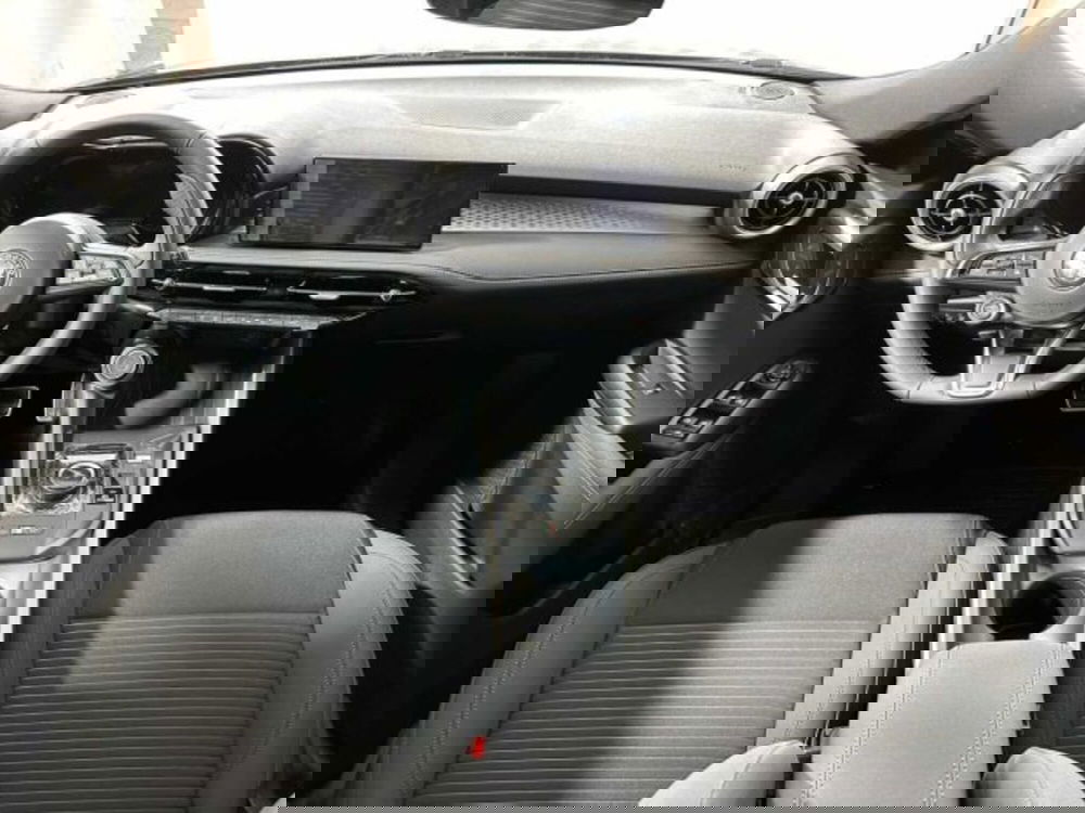 Alfa Romeo Tonale nuova a Sondrio (12)