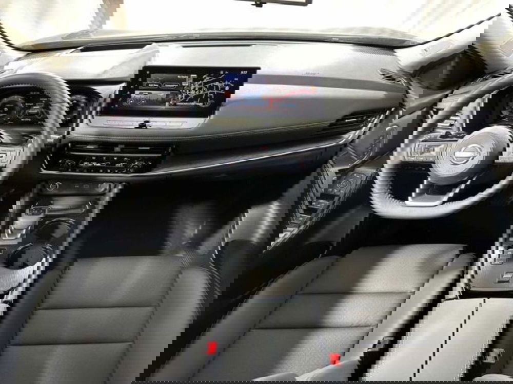 Nissan X-Trail nuova a Sondrio (12)