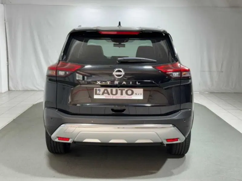 Nissan X-Trail nuova a Sondrio (2)