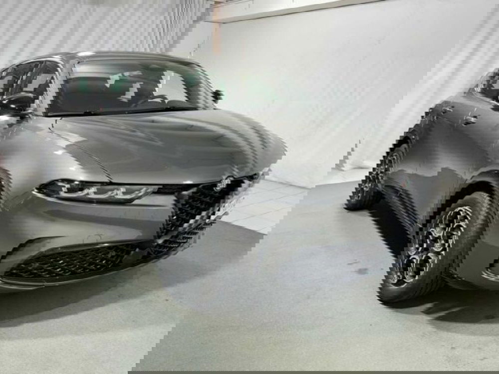 Alfa Romeo Tonale nuova a Sondrio (7)