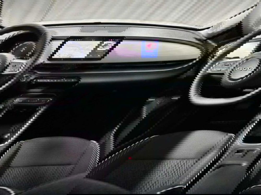 Fiat 600 nuova a Sondrio (12)