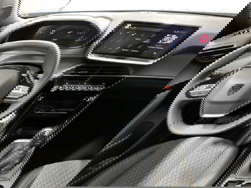 Peugeot 2008 nuova a Sondrio (13)