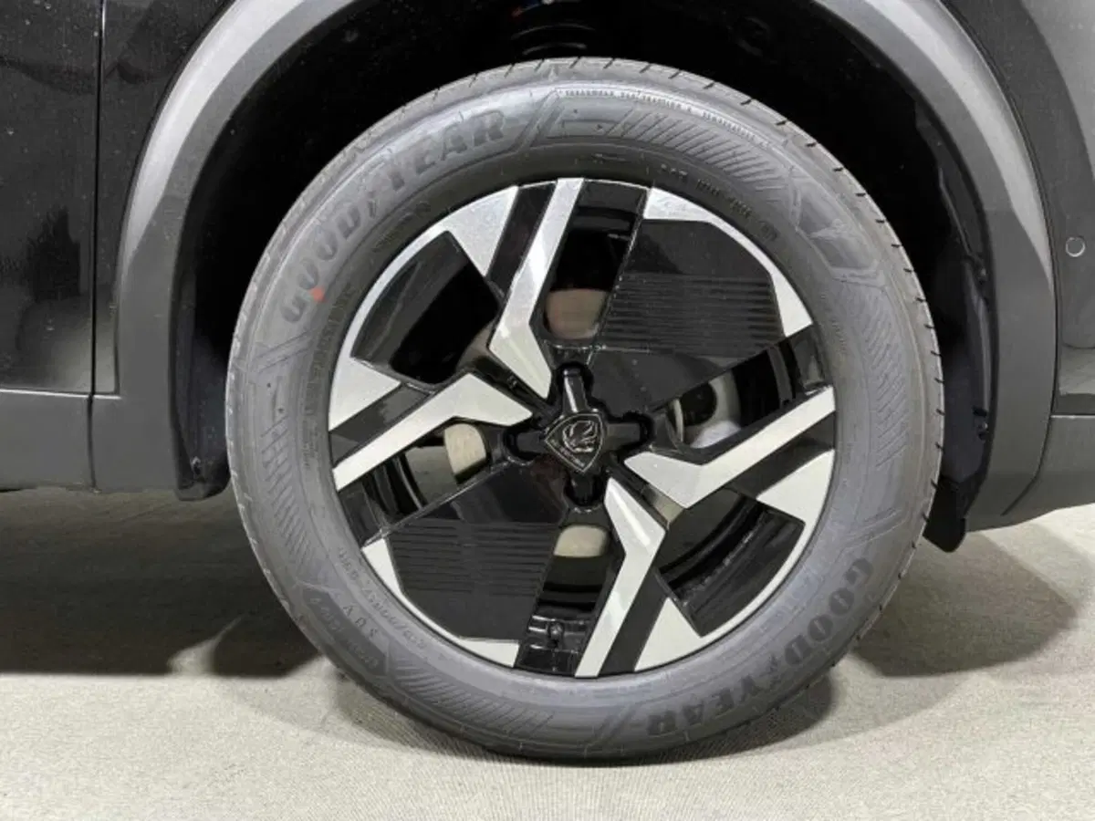 Peugeot 2008 nuova a Sondrio (3)