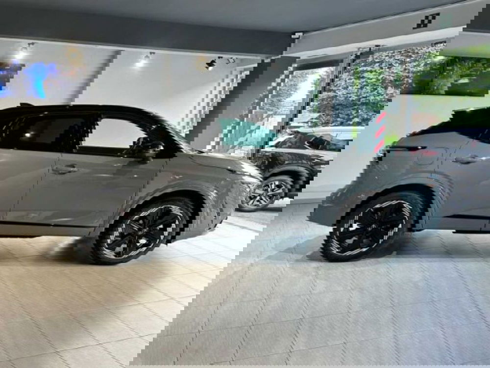 Nissan Qashqai nuova a Sondrio (6)