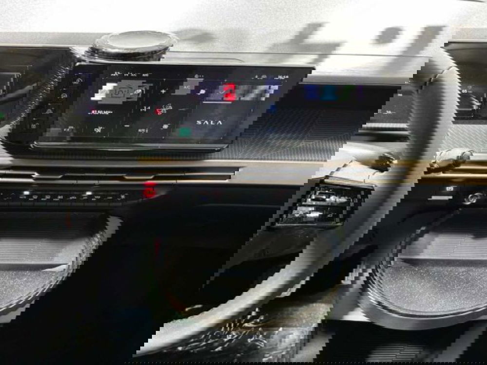 Lancia Ypsilon nuova a Sondrio (14)