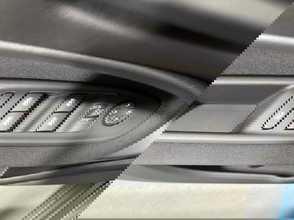 Fiat 600 nuova a Sondrio (13)