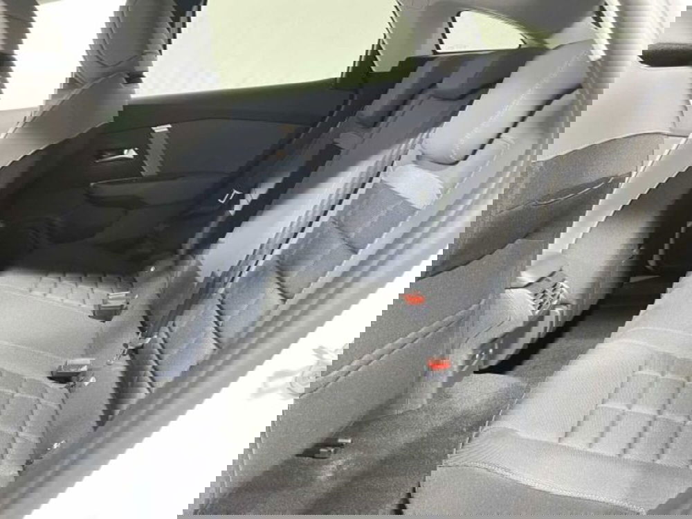 Citroen C4 nuova a Sondrio (11)