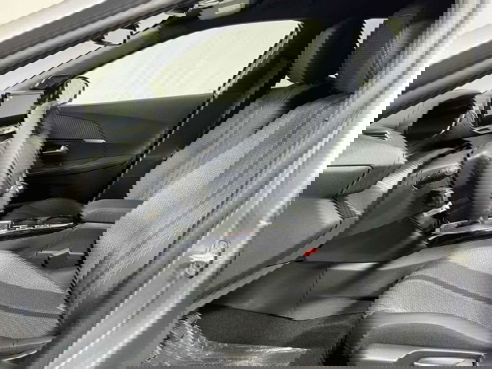 Peugeot 2008 nuova a Sondrio (10)