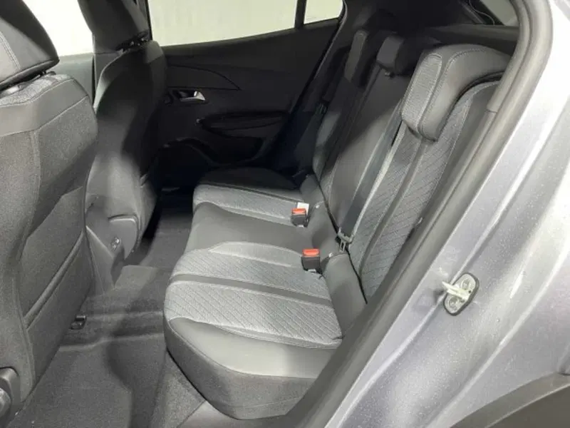 Peugeot 2008 nuova a Sondrio (11)
