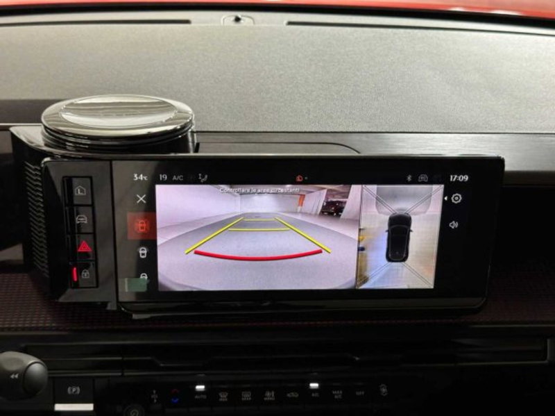 Lancia Ypsilon nuova a Sondrio (12)