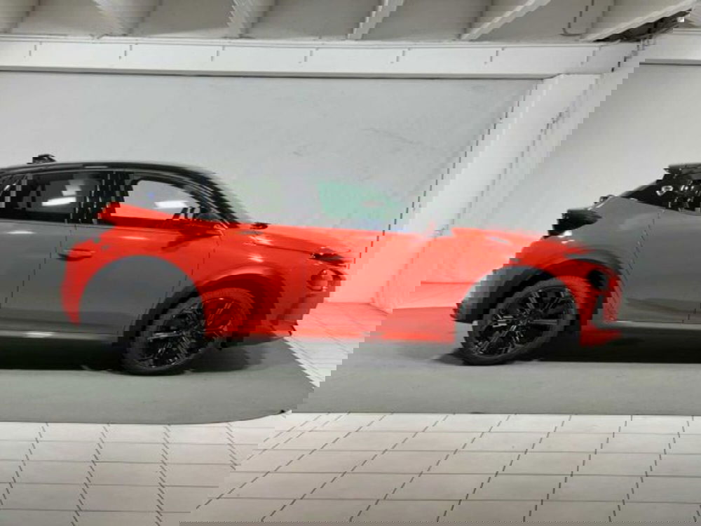 Lancia Ypsilon nuova a Sondrio (6)