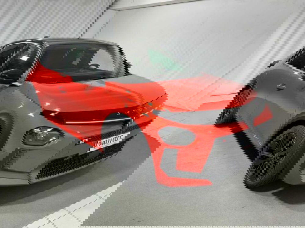 Lancia Ypsilon nuova a Sondrio (7)