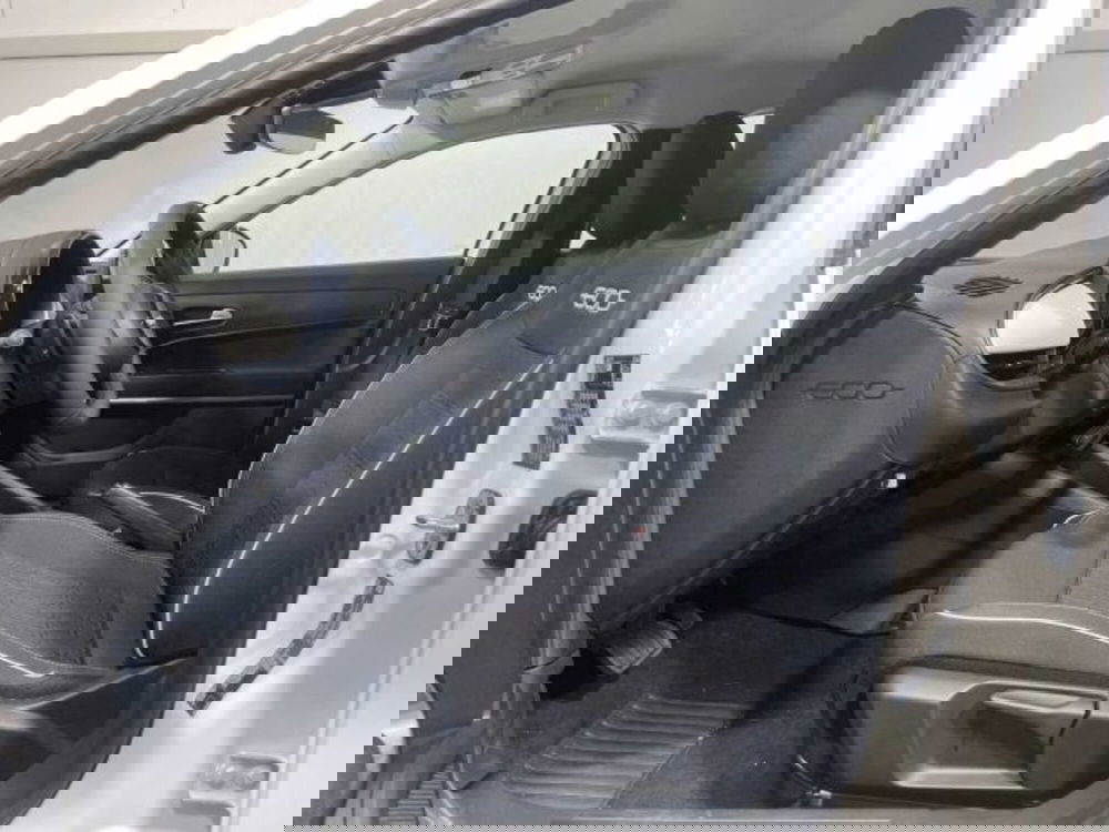 Fiat 600 nuova a Sondrio (10)