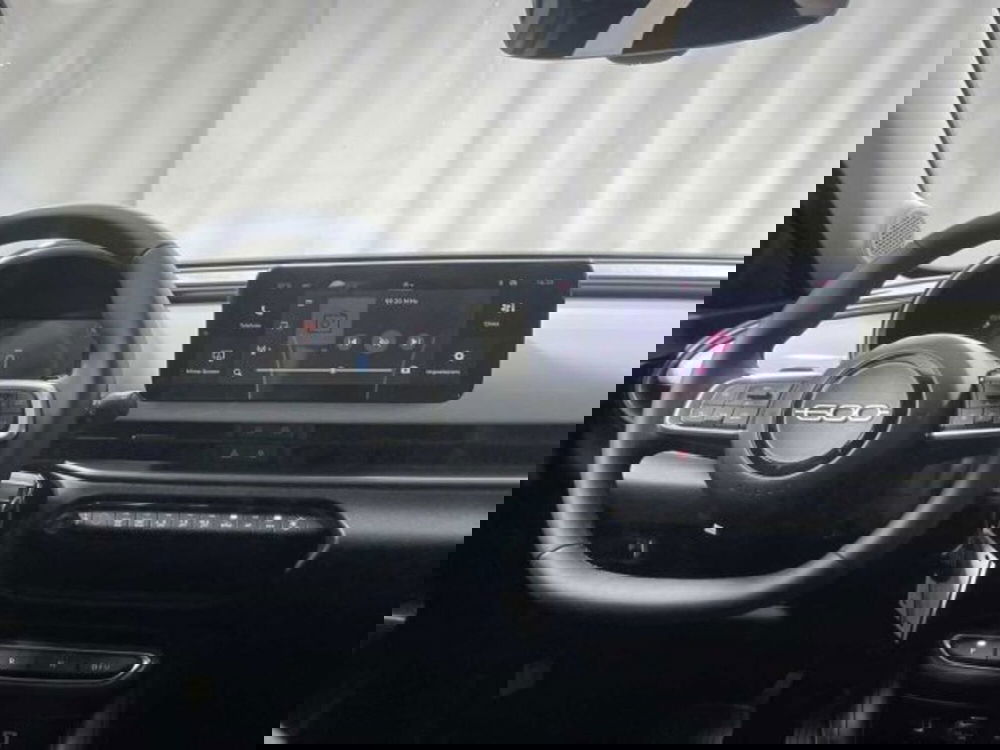 Fiat 600 nuova a Sondrio (13)