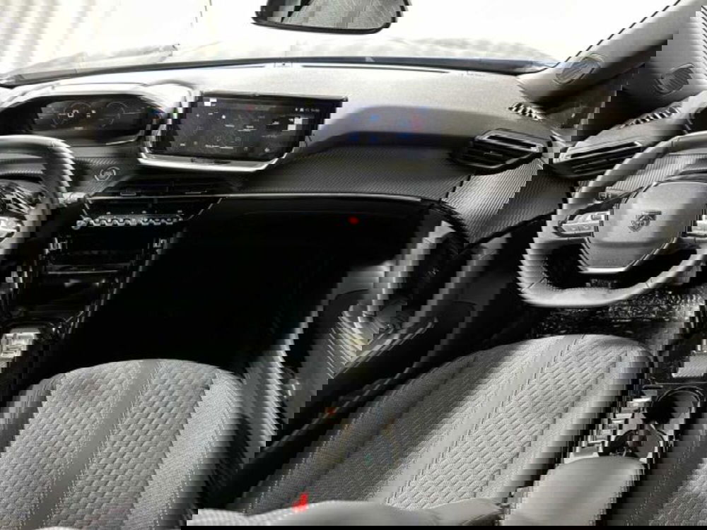 Peugeot 2008 nuova a Sondrio (12)